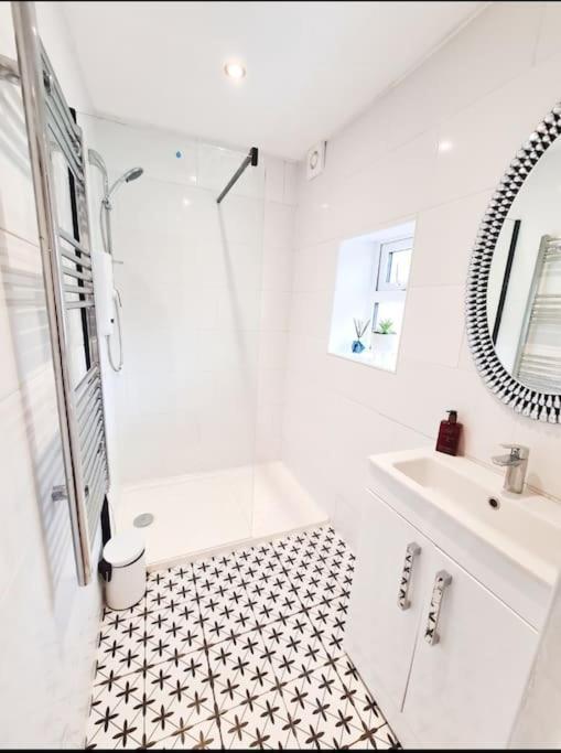 The Hideaway Luxury 5* 2 Bed Garden Apartment Scarborough Luaran gambar